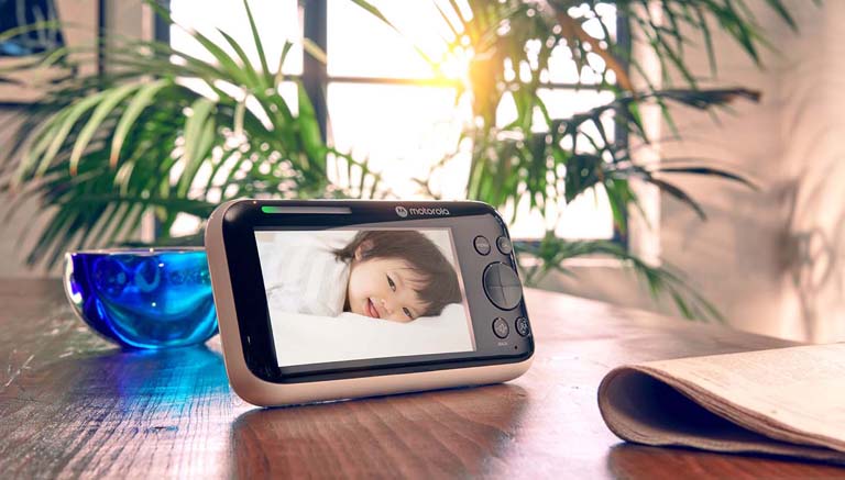 PIP1610 HD Connect - 5.0" monitor - content image