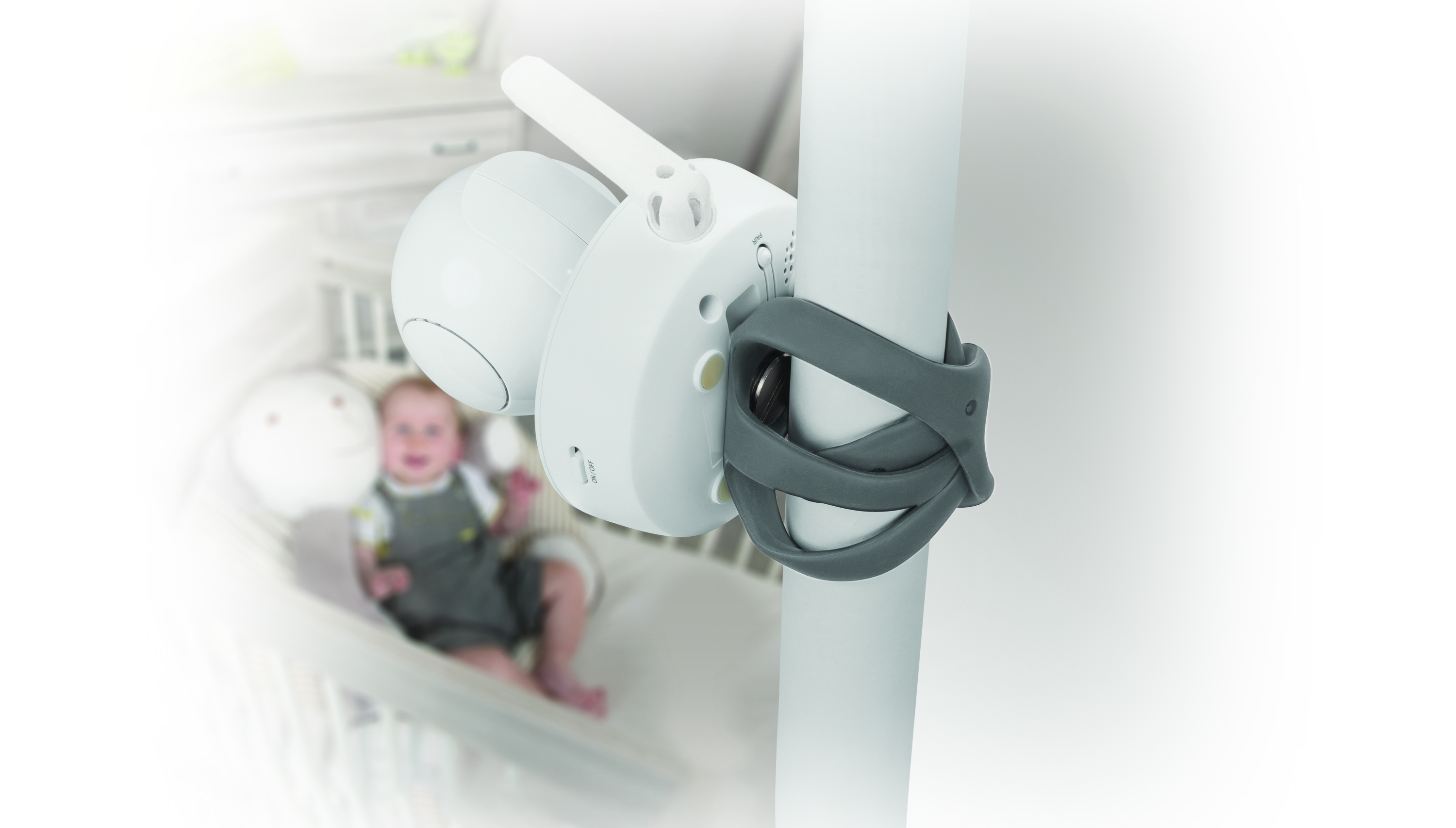 Motorola flexible crib mount Video Baby Monitor - Content image