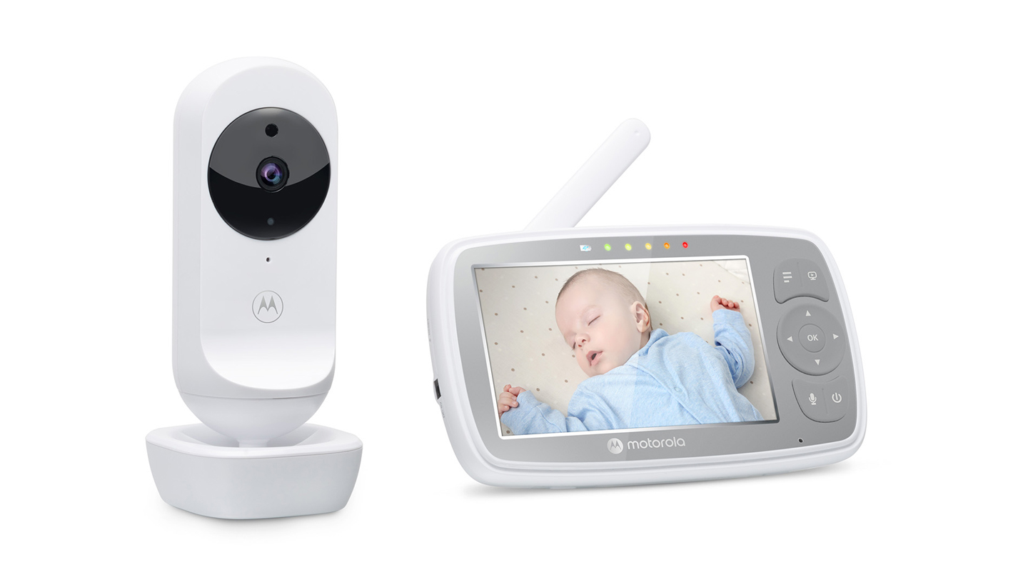VM44 Connect Baby Monitor - 4.3 inch Wi-Fi® Video Baby Monitor left side - Content image