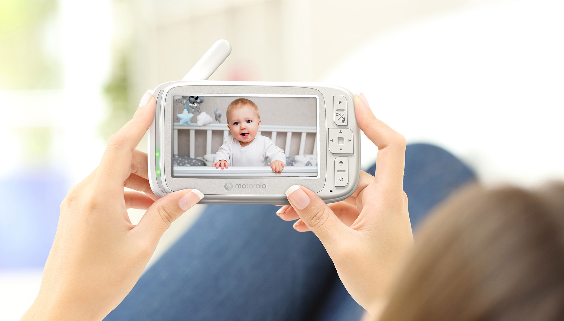 VM75 Video Baby Monitor - Video baby monitor with room temperature monitor - Content image